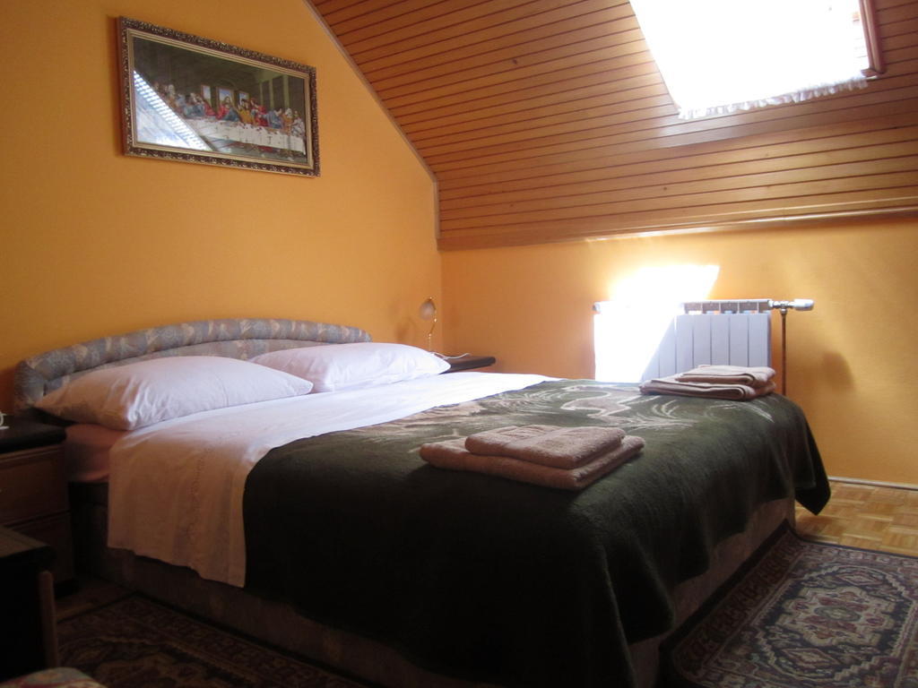 Guest House Sveti Marko Gacka Otocsán Szoba fotó