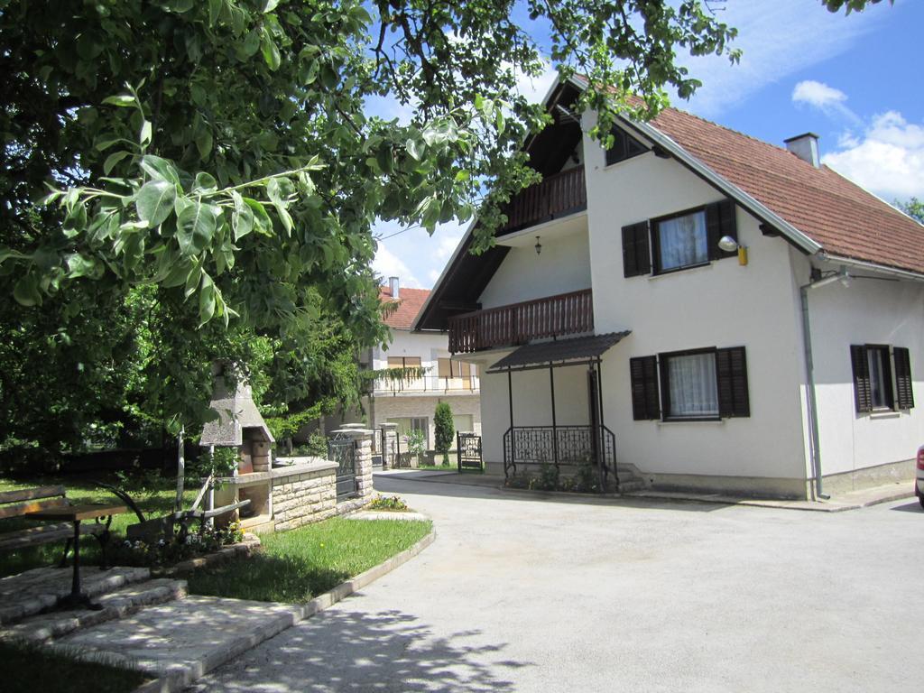 Guest House Sveti Marko Gacka Otocsán Kültér fotó