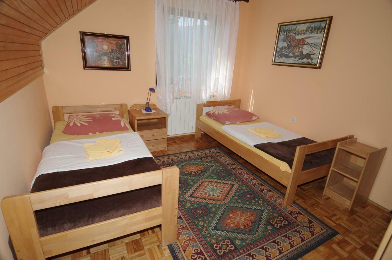 Guest House Sveti Marko Gacka Otocsán Kültér fotó